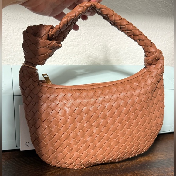Quince Italian Leather Handwoven Mini Hobo Bag NWT - Picture 3 of 14